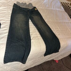 Wide leg maternity jeans